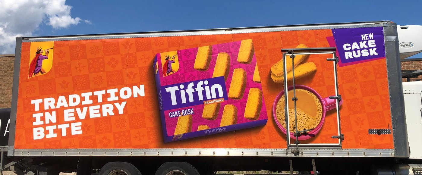 Tiffin truck close angle